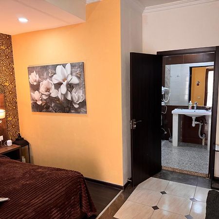 Two Lions Hotel Τυφλίδα Εξωτερικό φωτογραφία