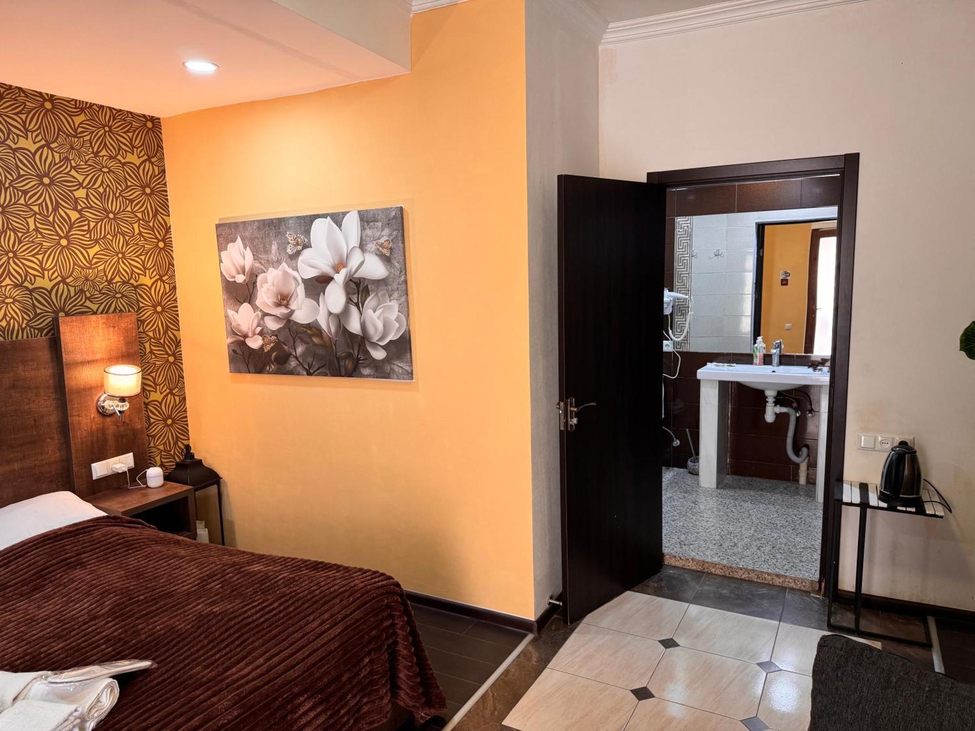 Two Lions Hotel Τυφλίδα Εξωτερικό φωτογραφία