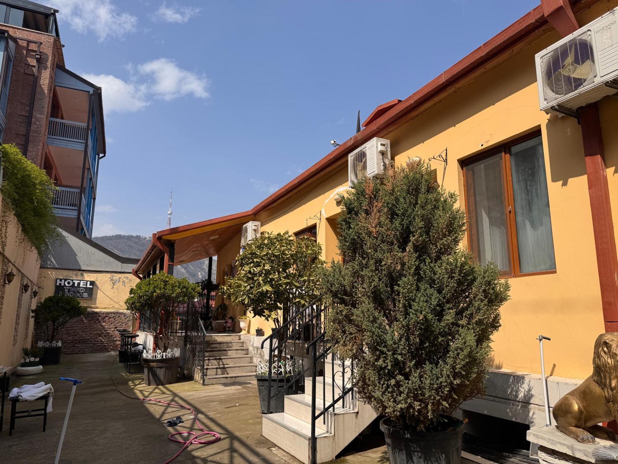 Two Lions Hotel Τυφλίδα Εξωτερικό φωτογραφία