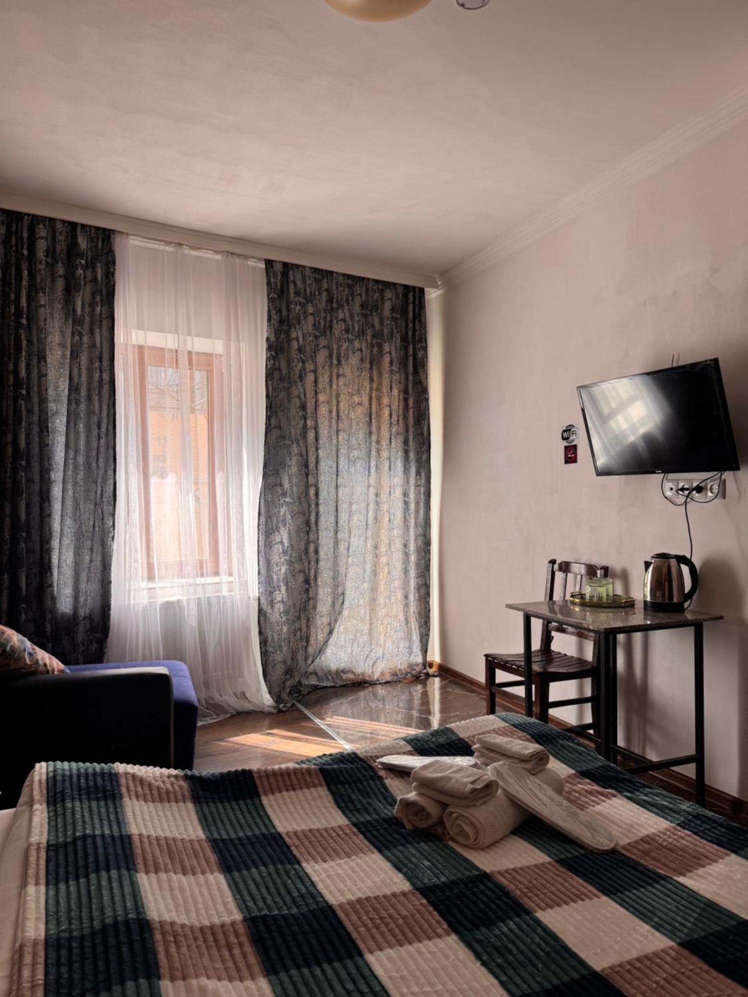 Two Lions Hotel Τυφλίδα Εξωτερικό φωτογραφία